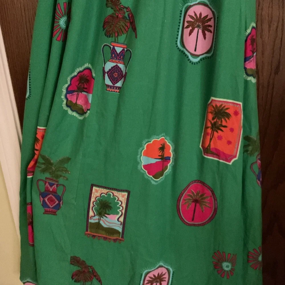 NWT Sugarlips Kelly Green Tropical Palm Print Lined Maxi Dress – Size Small
